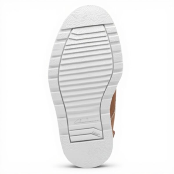 Clarks Barnes Mid Stivali Uomo Suede Comodità Cushion Plus