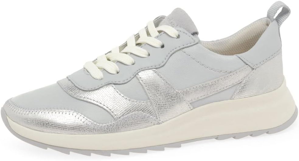 Installing Pavo Monitor Arm on a wooden desk